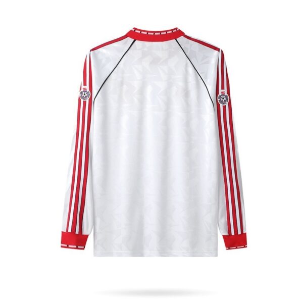 Manchester United 1991 Cup Winners Cup Long Sleeves Retro Jersey - Image 9