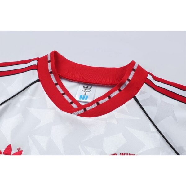 Manchester United 1991 Cup Winners Cup Retro Jersey - Image 8