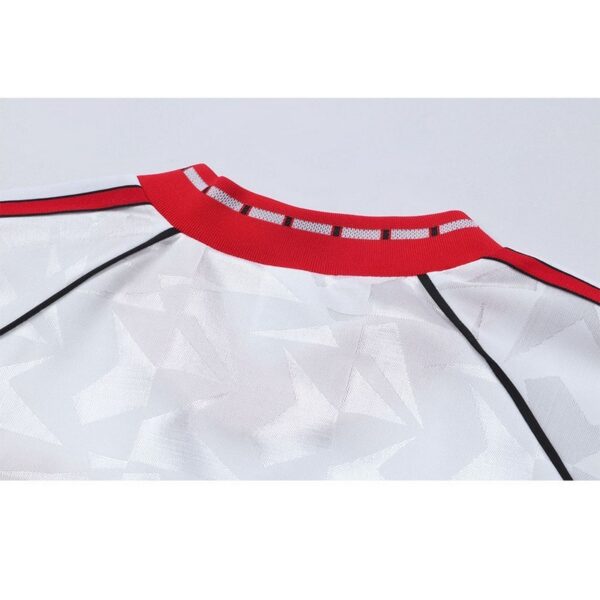 Manchester United 1991 Cup Winners Cup Retro Jersey - Image 2