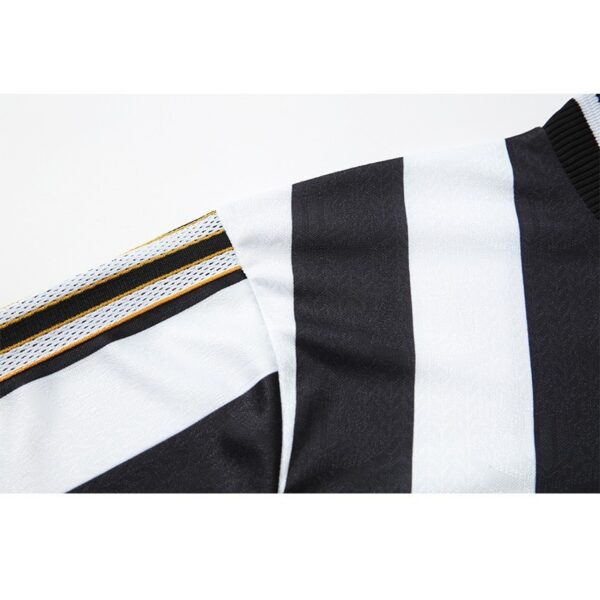 Newcastle United 1997/99 Home Long Sleeves Retro Jersey - Image 5