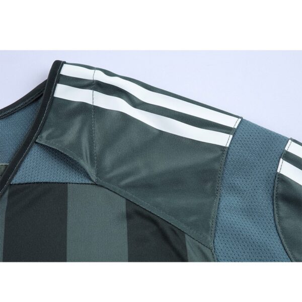Newcastle United 2004/06 Away Retro Jersey - Image 9