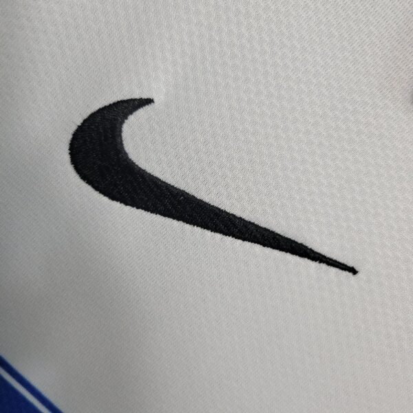 Inter Milan 2009/10 Away Retro Jersey - Image 6