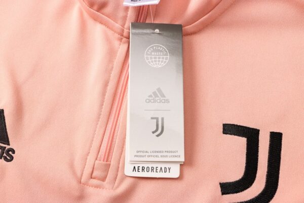 Juventus 2021-22 Half-Zip Tracksuit Pink - Image 4