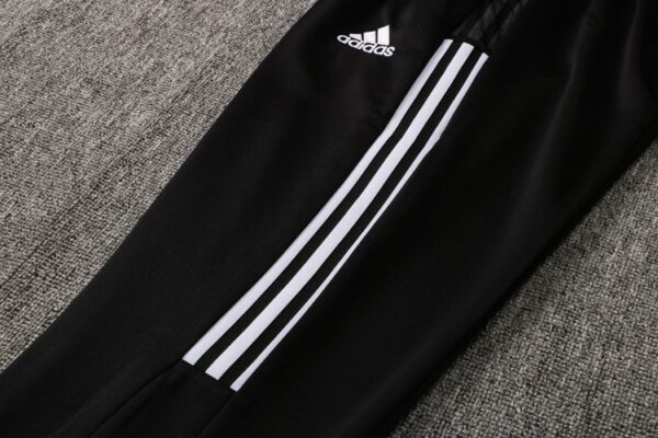 Juventus 2021-22 Half-Zip Tracksuit Pink - Image 9