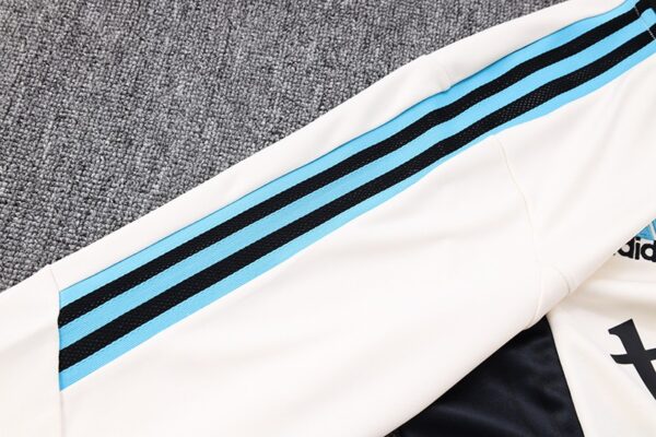 Manchester United 2023-24 Half-Zip Tracksuit White - Image 5