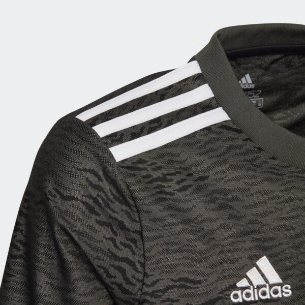 Manchester United 2020/21 Away Jersey - Image 4