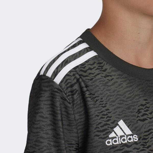 Manchester United 2020/21 Away Jersey - Image 7