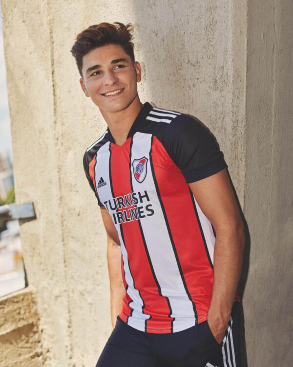 River Plate 2021/22 Third Jersey - Image 4