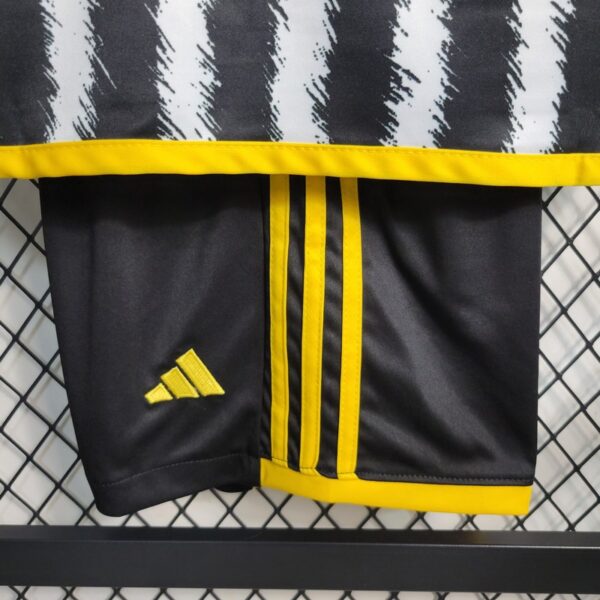 Juventus 2023/24 Home Kids Jersey And Shorts Kit - Image 6