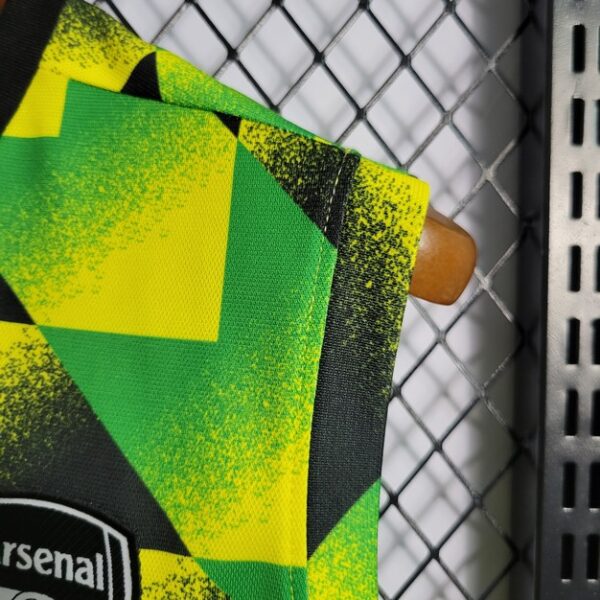 Arsenal 2022 Vest Training - Image 7