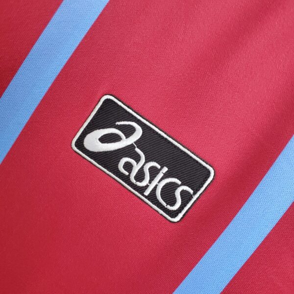 Aston Villa 93/95 Home Retro Jersey - Image 2