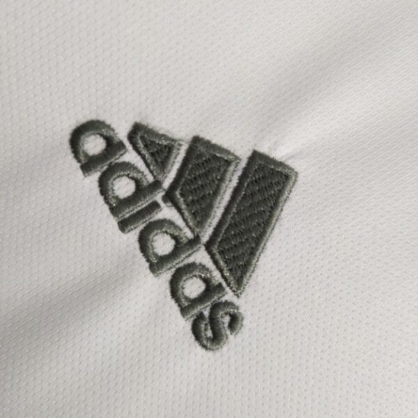 Bayern Munich 2019/20 Away Jersey - Image 4
