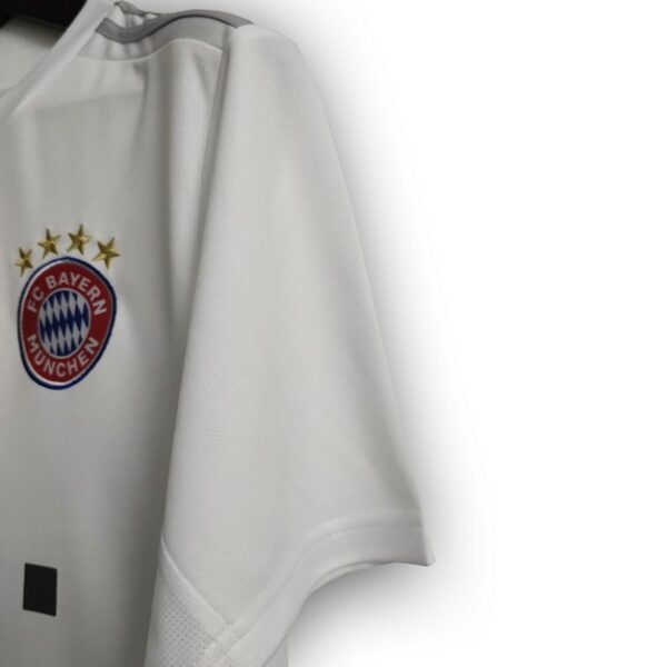 Bayern Munich 2019/20 Away Jersey - Image 5