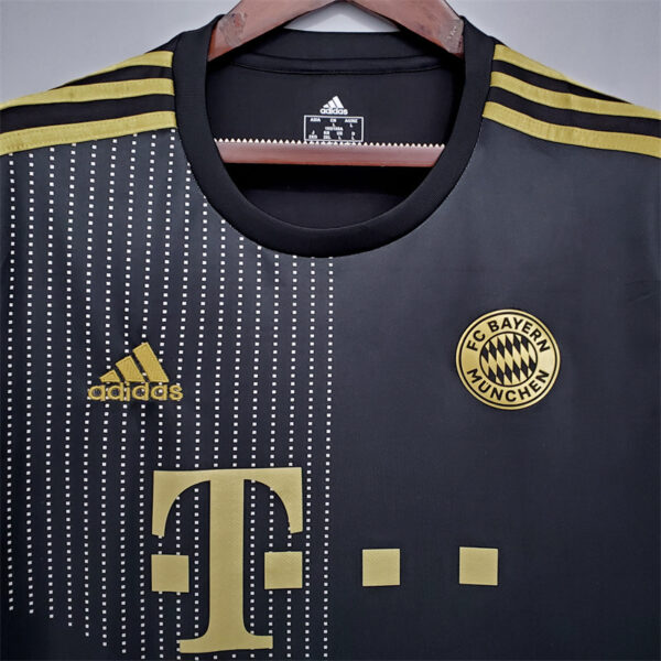 Bayern Munich 2021/22 Away Jersey - Image 2