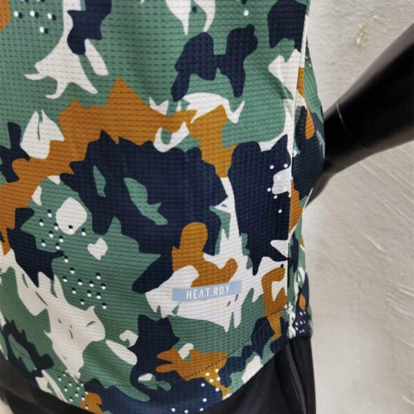 Bayern Munich 2021/22 Camo Player Version Jersey - Image 5