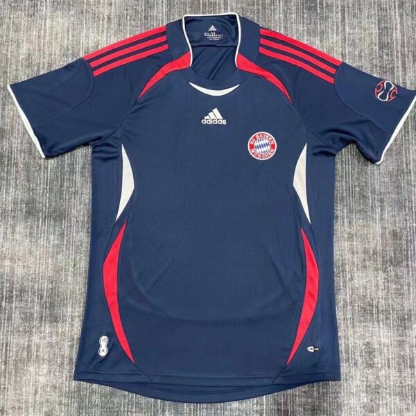 Bayern Munich 2021/22 Teamgeist Training Jersey - Image 3