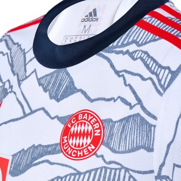 Bayern Munich 2021/22 Third Jersey - Image 2