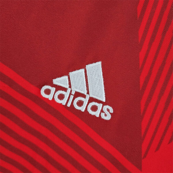 Bayern Munich 2022/23 10 Crowns Boutique Jersey - Image 4