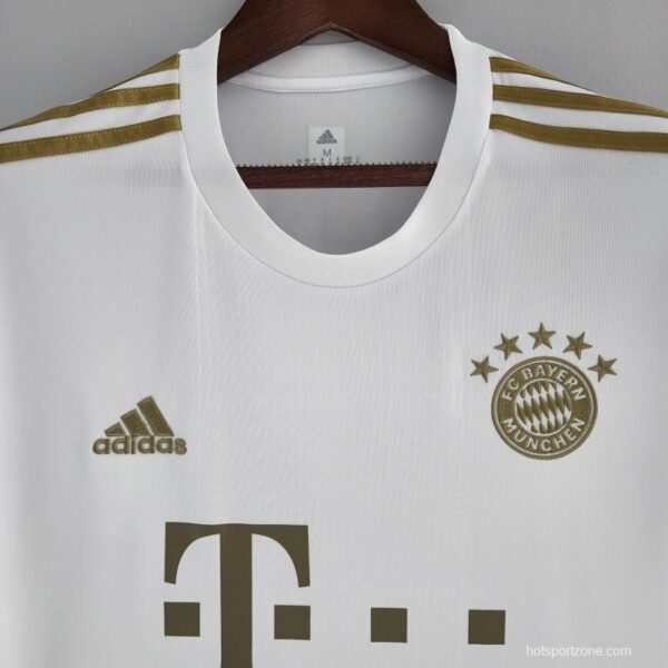 Bayern Munich 2022/23 Away Jersey - Image 2