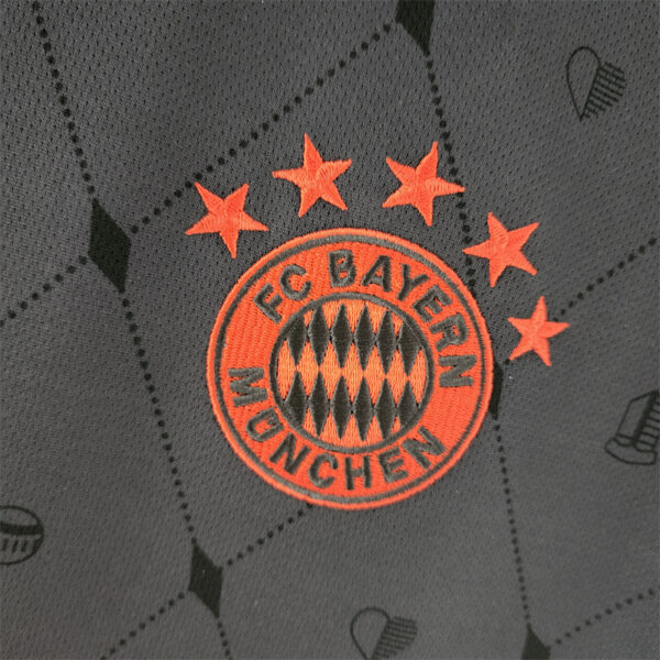 Bayern Munich 2022/23 Third Away Jersey - Image 3