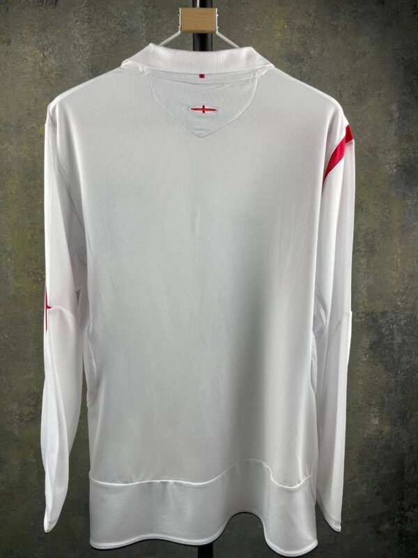 England 2006 World Cup Home Long Sleeves Retro Jersey - Image 2
