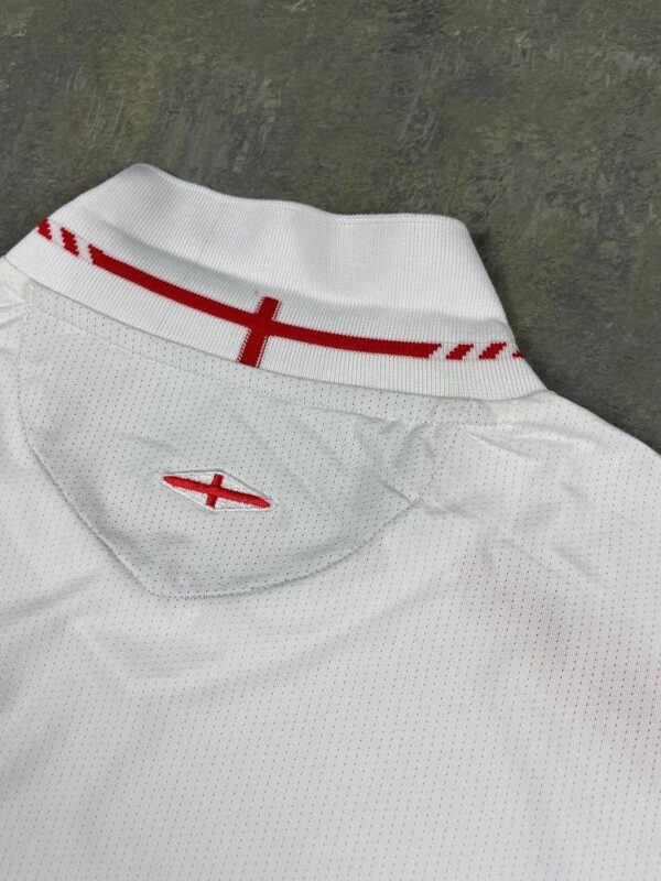England 2006 World Cup Home Long Sleeves Retro Jersey - Image 5