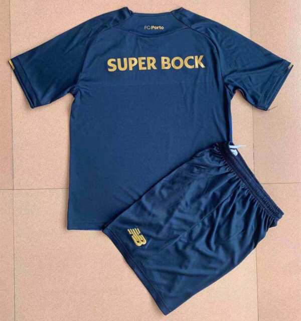 FC Porto 2021/22 Away Kids Jersey And Shorts Kit - Image 4