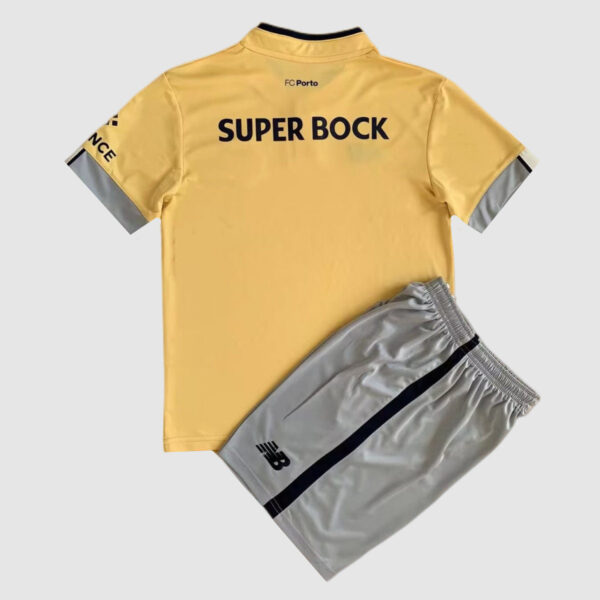 FC Porto 2022/23 Away Adult Jersey And Shorts Kit - Image 4