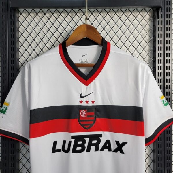 Flamengo 2001/02 Away Retro Jersey - Image 3