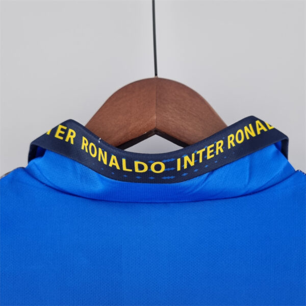 Inter Milan 1997/98 Ronaldo Retro Jersey - Image 5