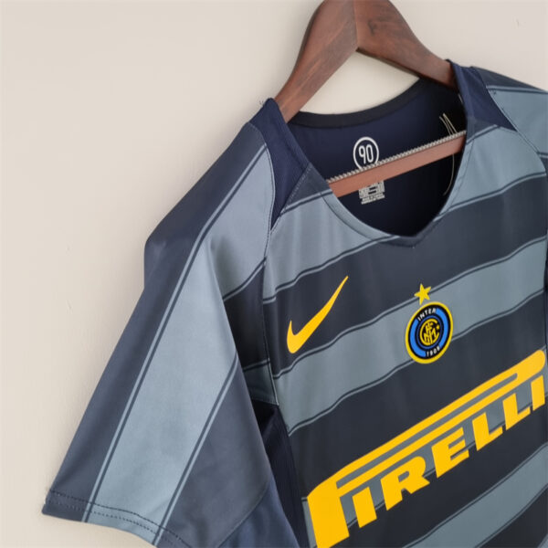 Inter Milan 2004/05 Third Away Retro Jersey - Image 3