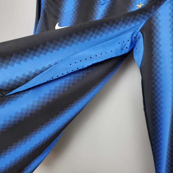 Inter Milan 2010/11 Home Long Sleeves Retro Jersey - Image 2