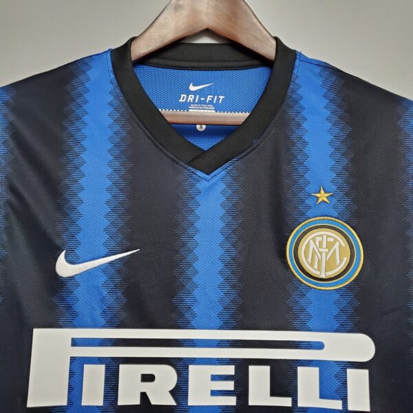 Inter Milan 2010/11 Home Long Sleeves Retro Jersey - Image 6