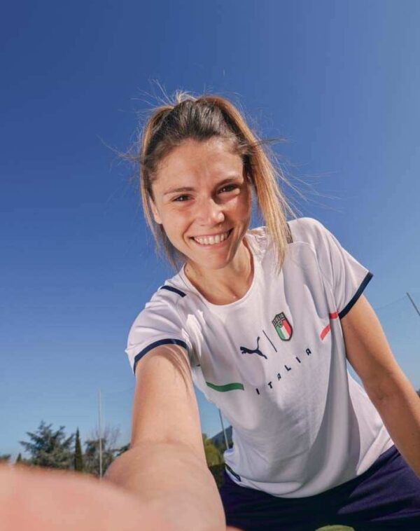 Italy 2021/22 Away Women's Jersey - Image 4