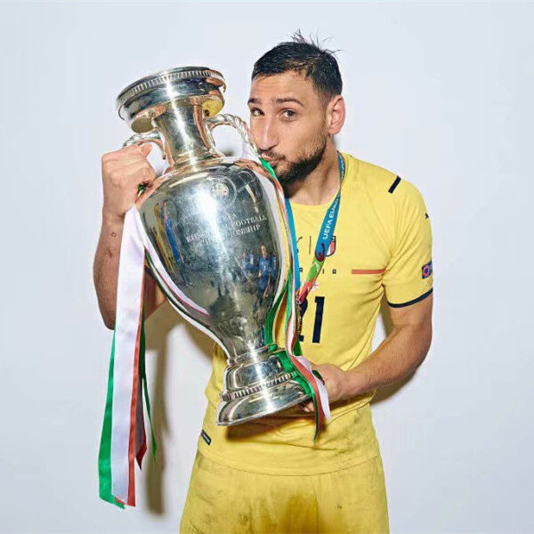 Italy 2021/22 Goalkeeper  - Yellow Player Version Jersey - Image 4