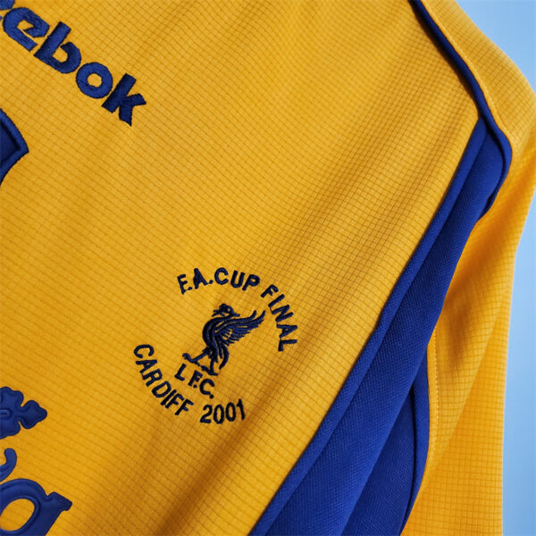 Liverpool 2000/01 Away Retro Jersey - Image 3