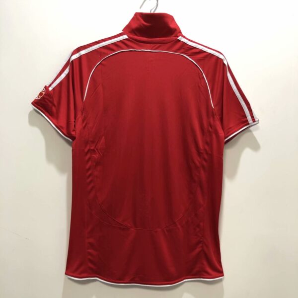 Liverpool 2006/08 Home Retro Jersey - Image 6