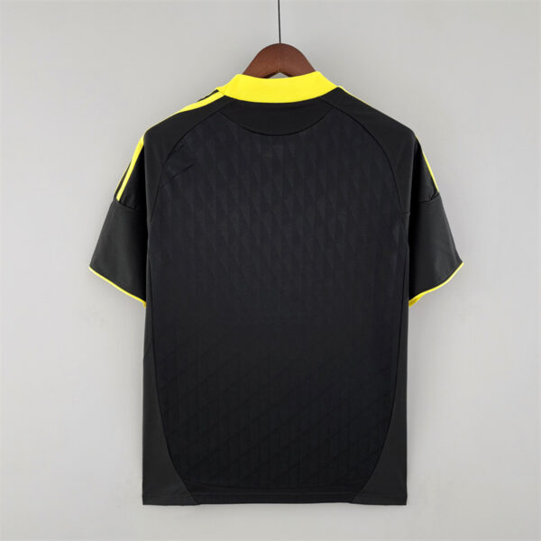 Liverpool 2010/11 Third Away Retro Jersey - Image 12