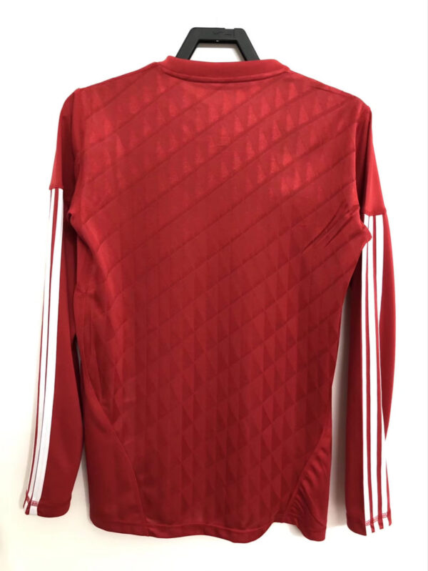 Liverpool 2010/2012 Home Long Sleeves Retro Jersey - Image 7
