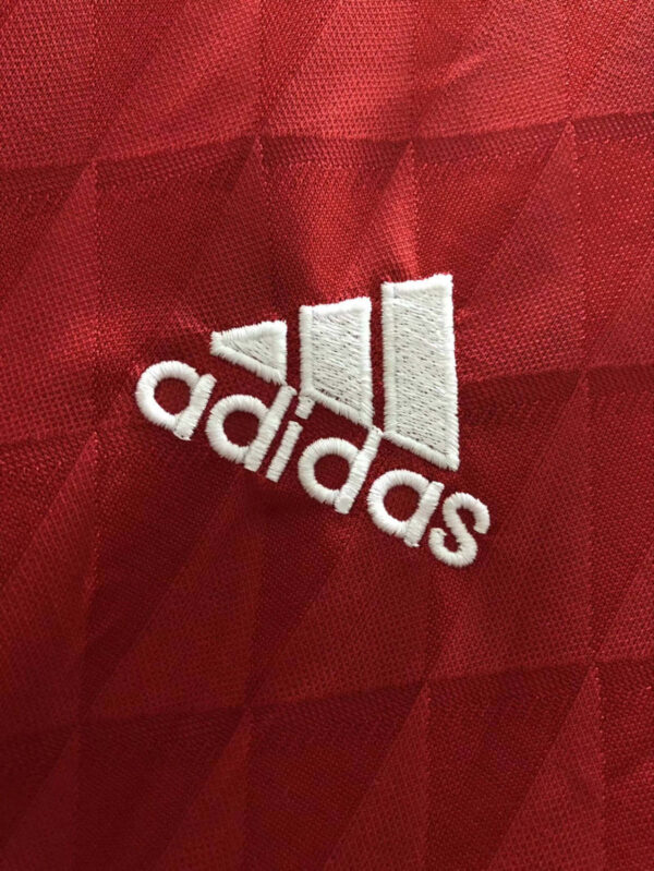 Liverpool 2010/2012 Home Retro Jersey - Image 2