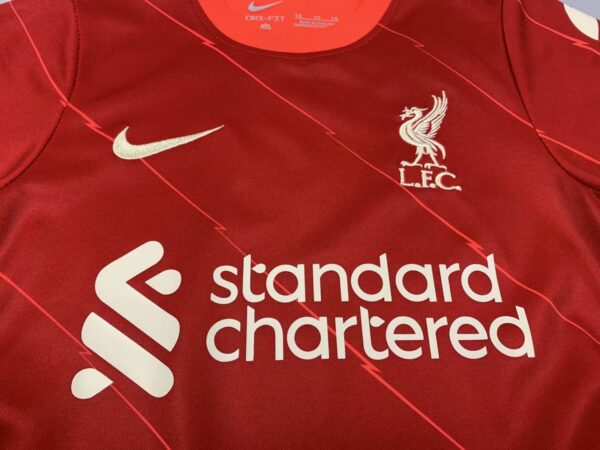 Liverpool 2021/22 Home Kids Jersey And Shorts Kit - Image 9