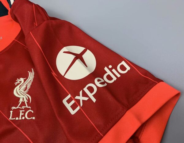 Liverpool 2021/22 Home Kids Jersey And Shorts Kit - Image 10