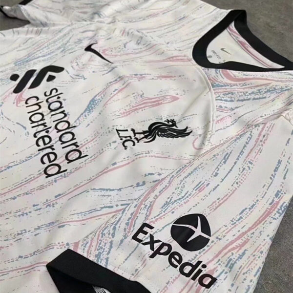 Liverpool 2022/23 Away Jersey - Image 5