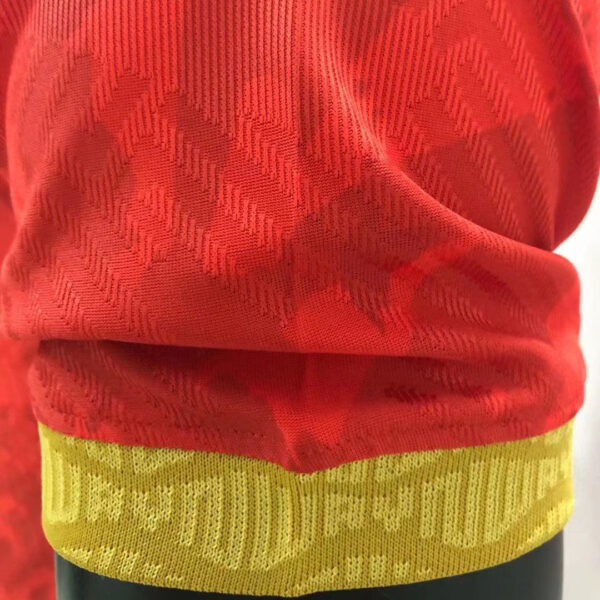 Liverpool 2022/23 Classic Player Version Jersey - Image 7