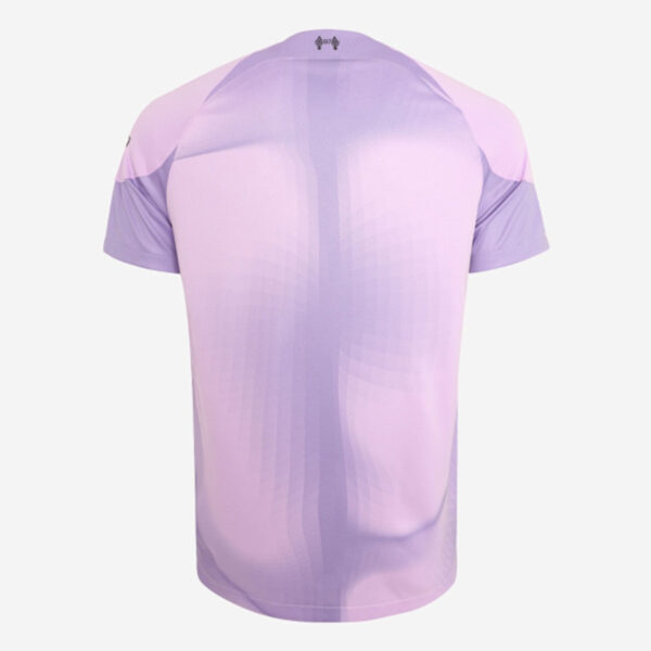 Liverpool 2022/23 Goalkeeper Jersey - Image 2