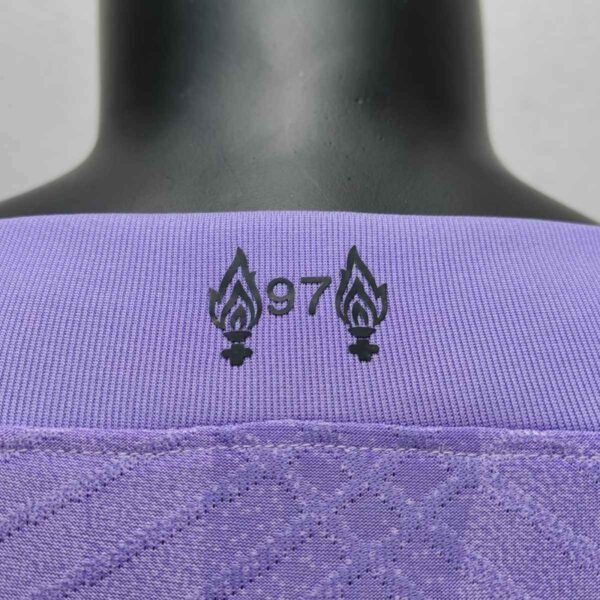 Liverpool 2022/23 Goalkeeper Player Version Jersey - Image 6