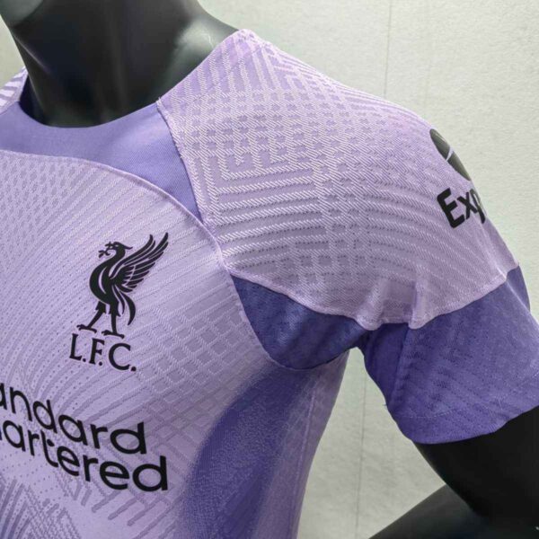 Liverpool 2022/23 Goalkeeper Player Version Jersey - Image 7