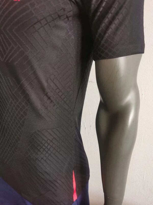 Liverpool 2022/23 Training  - Black Player Version Jersey - Image 4