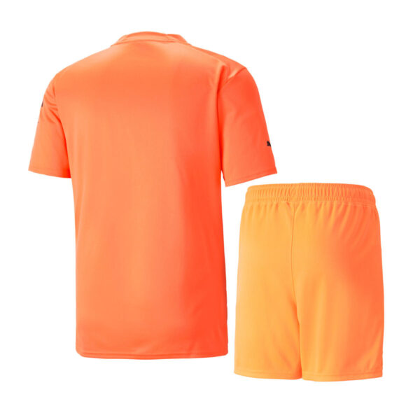 Manchester City 2022/23 Goalkeeper Adult Jersey And Shorts Kit - Image 2