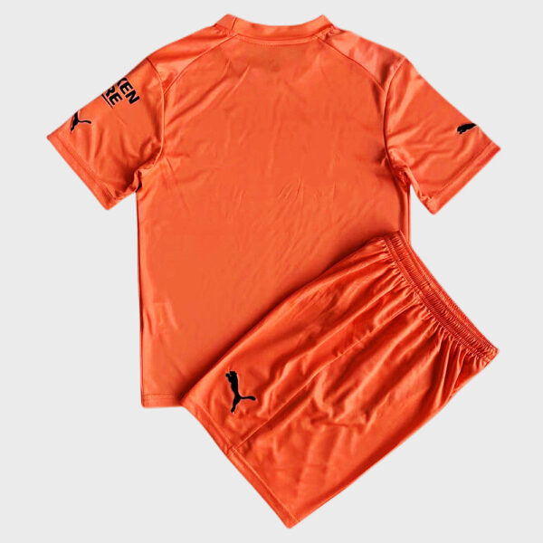 Manchester City 2022/23 Goalkeeper Adult Jersey And Shorts Kit - Image 4